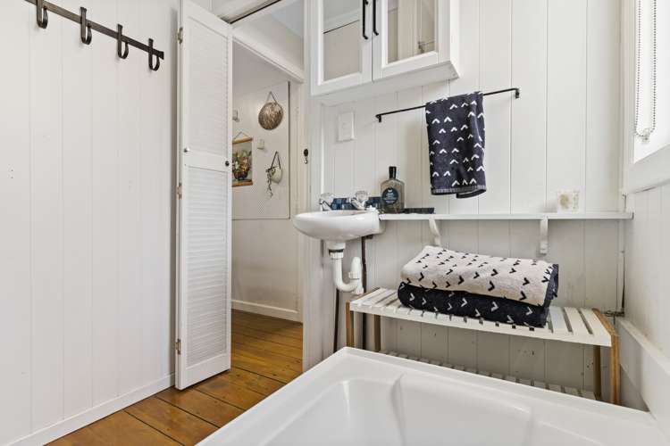 66a Forest Hill Road Henderson_19