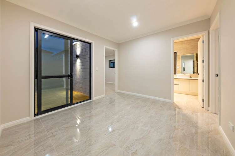 38 Tinaku Road Flat Bush_10