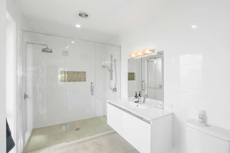 8 Laing Crescent Heathcote Valley_16