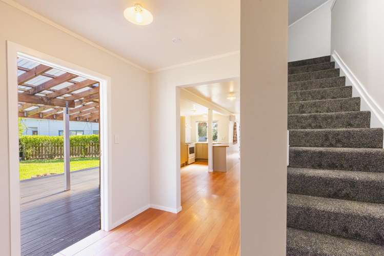 1 Bibby Lane Waipawa_6