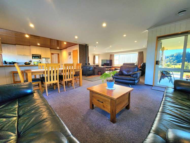 736 State Highway 7 Dobson_2