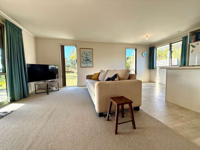 1043 Ohautira Road Raglan_2