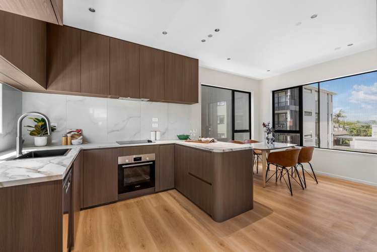 5/65 Smale Street Point Chevalier_5