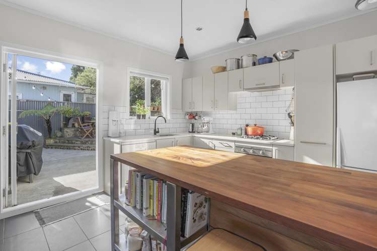 231 Muritai Road Eastbourne_14