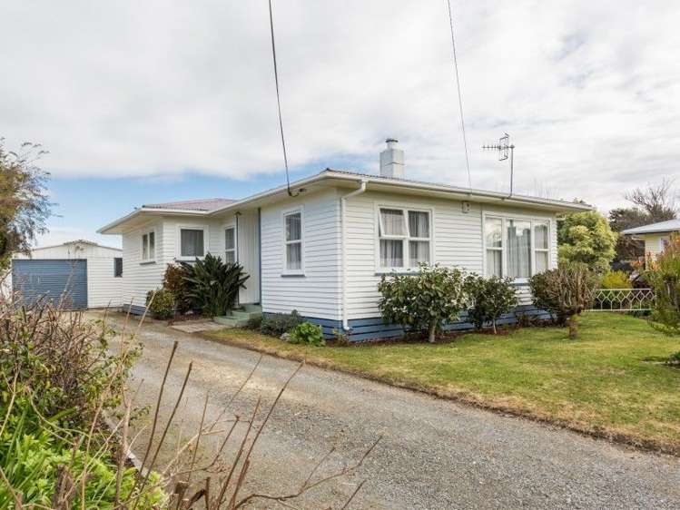 237 Lumsden Place Akina_8