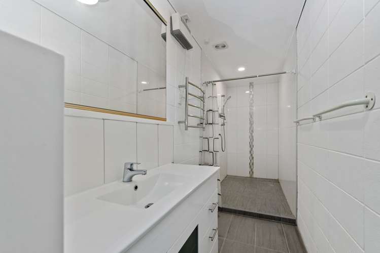 12 Mildred Place Springfield_24