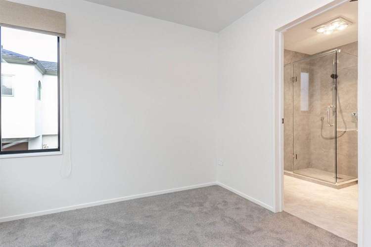 32B Windermere Crescent Blockhouse Bay_7