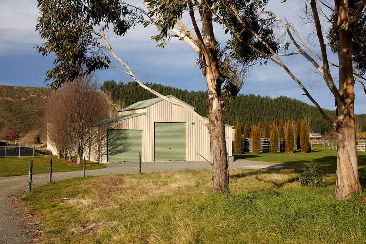 93 Guernsey Road Renwick_13