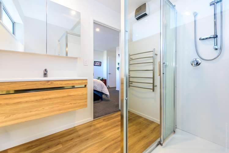 74 Oaks Drive Lincoln_19