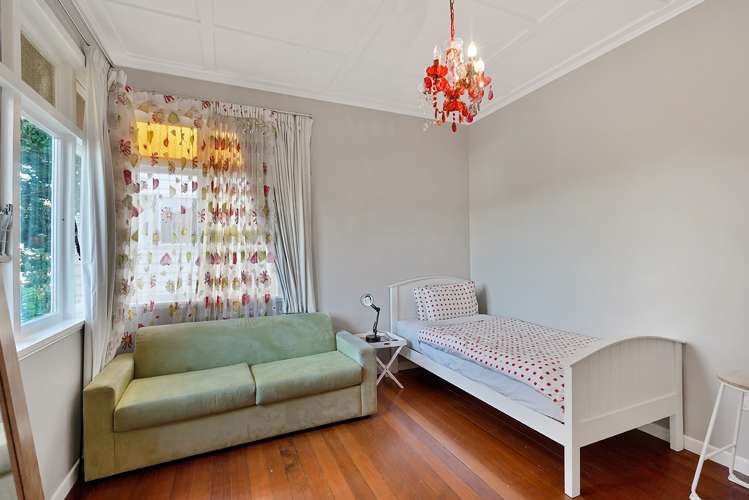 19 Hamana Street Narrow Neck_7