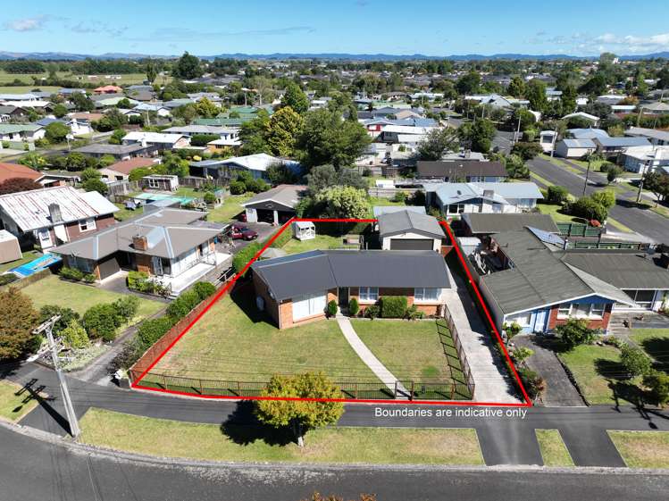 18 Macmurdo Avenue Glenview_18