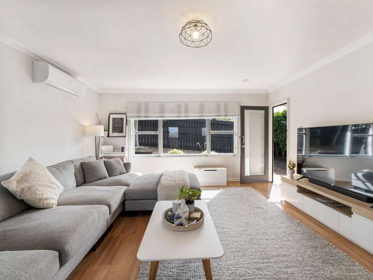 1/1 Broadview Place Howick_7