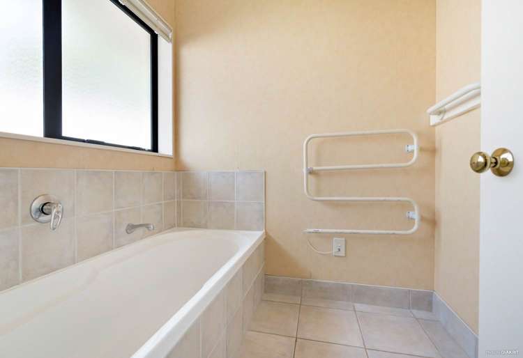 3 Halstead Place Huntington Park_10