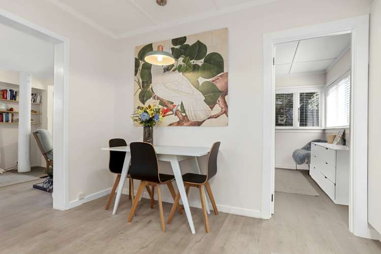 33 York Road Titirangi_10