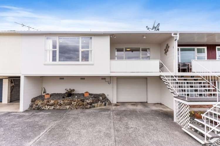 2/14B Penney Avenue_0