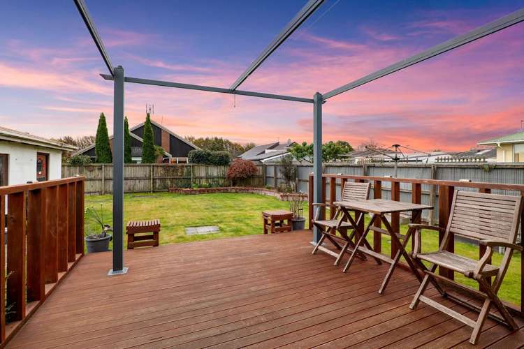 18 Greenock Street Redwood_22