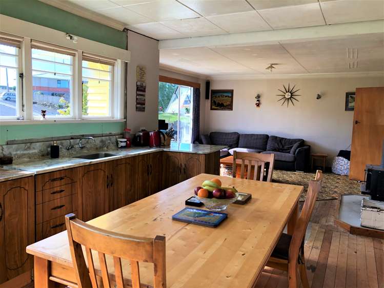 6 Ross Street Balclutha_10