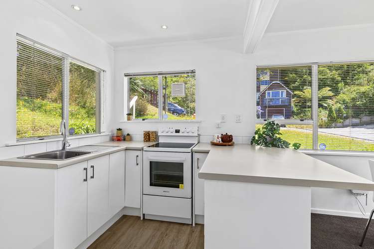 1b Sandhurst Way Crofton Downs_6