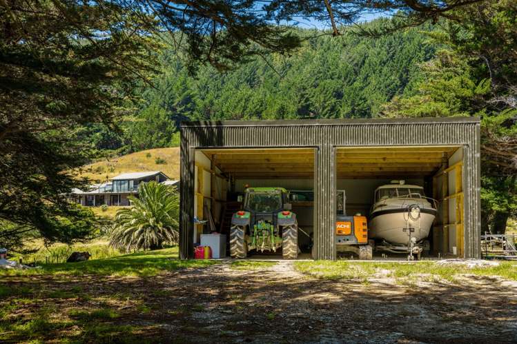 528 Oyster Bay Marlborough Sounds_29