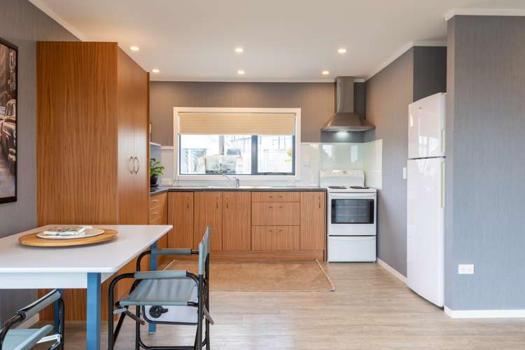 84 Akitio Esplanade Pongaroa_17