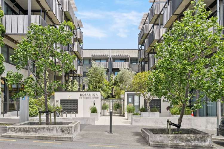 303/30A Enfield Street_0