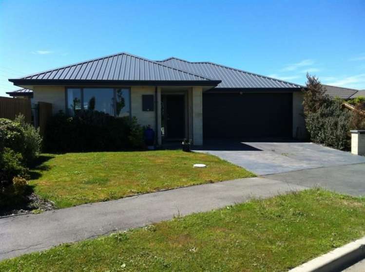 6 Dunsford Close_0