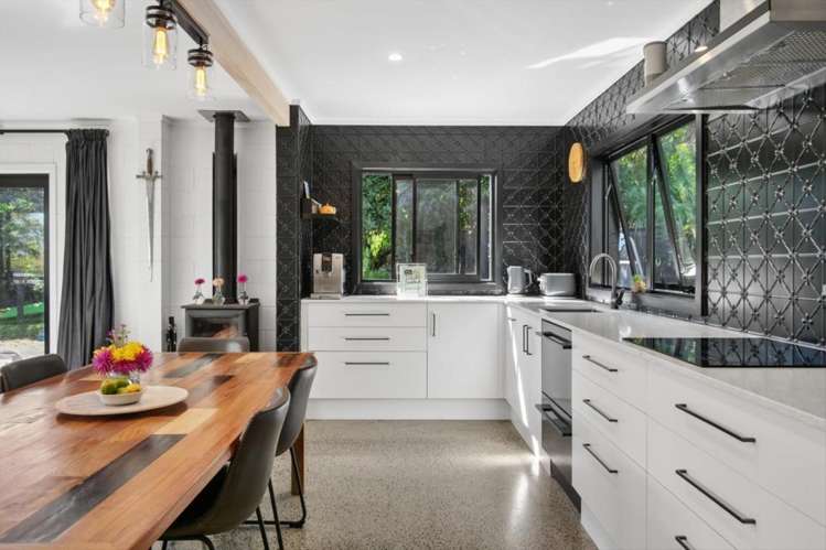 28 Spencer Avenue Maketu_14