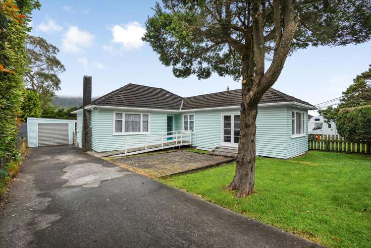 162 Wellington Road Wainuiomata_3