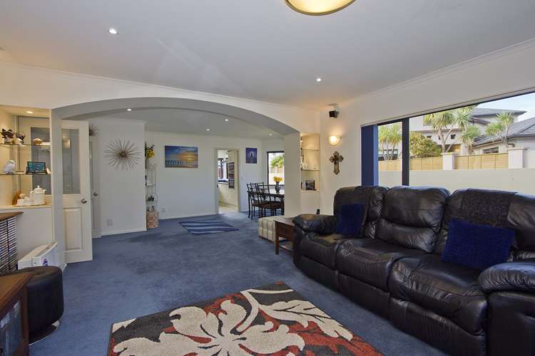 52 Downing Street Crofton Downs_1