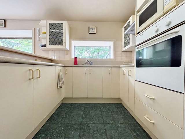 8 Colligan St Upper Riccarton_2