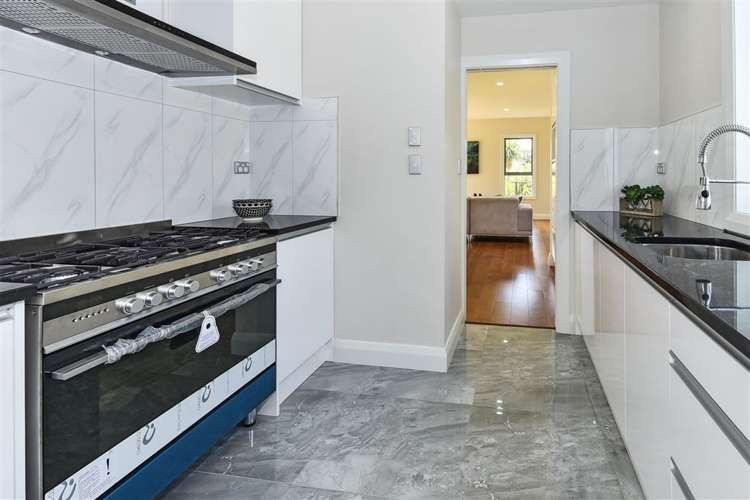 7 Portofino Point Karaka_9