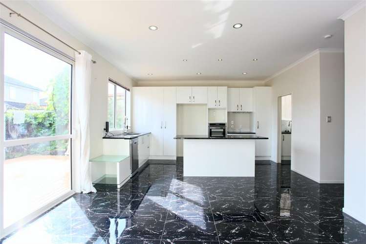 3 Andy Crescent Flat Bush_4