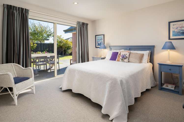 10 Windsor Close Springlands_11