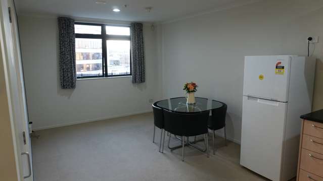 D502/176 Broadway Newmarket_4