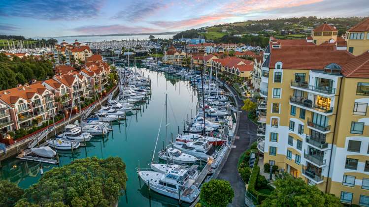 3 Waterside Crescent Gulf Harbour_43