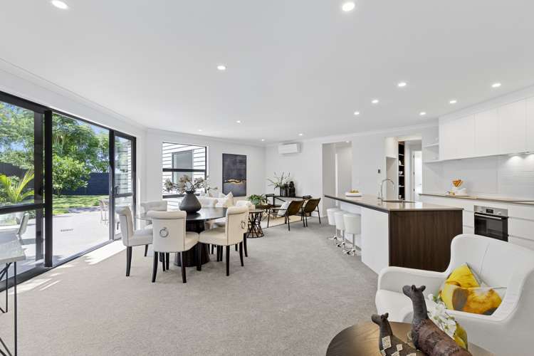 17 Fordyce Avenue Sunnyhills_9