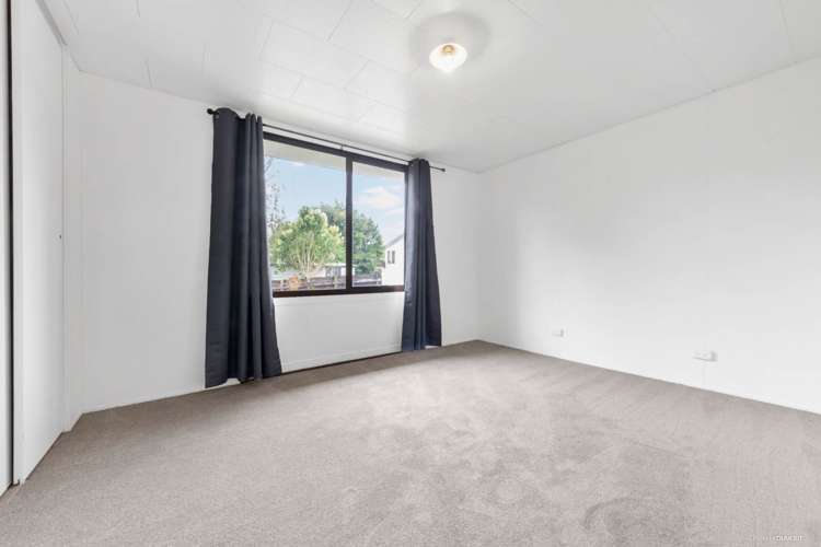 1/9 Kirrie Avenue Te Atatu South_4