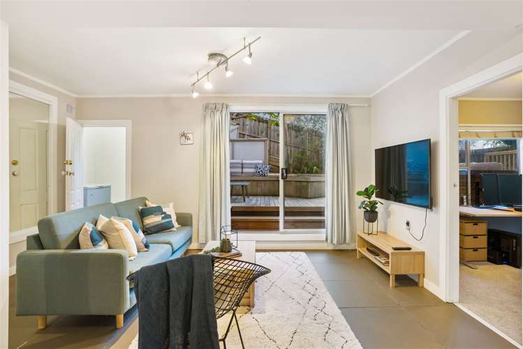 21 Holt Avenue Torbay_8