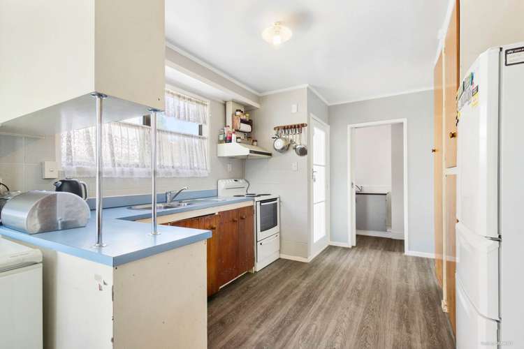 126 Solar Road Glen Eden_5