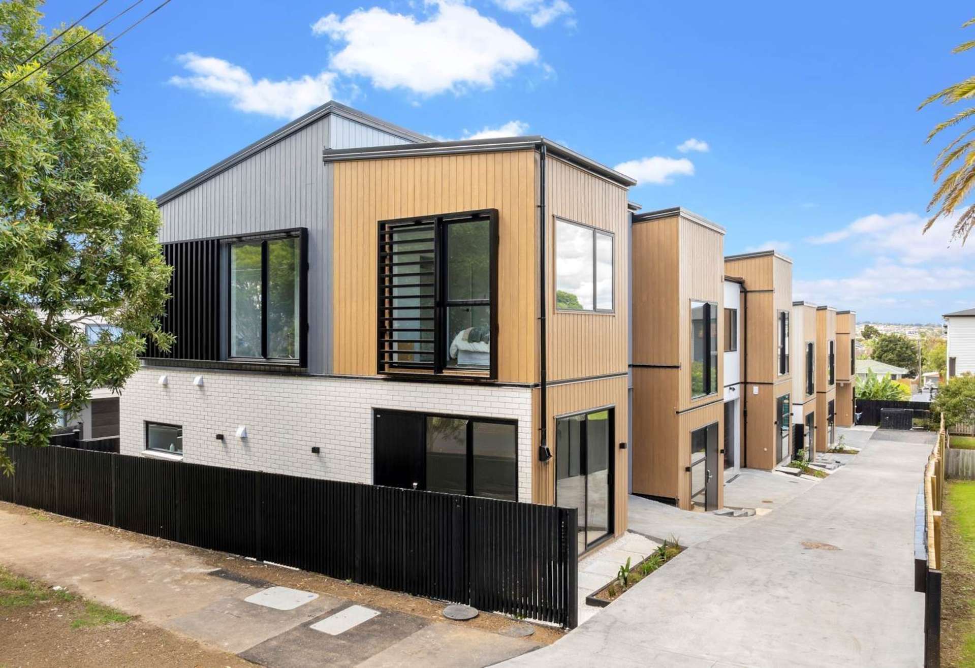 C/10 Bagnall Avenue Pt England_0