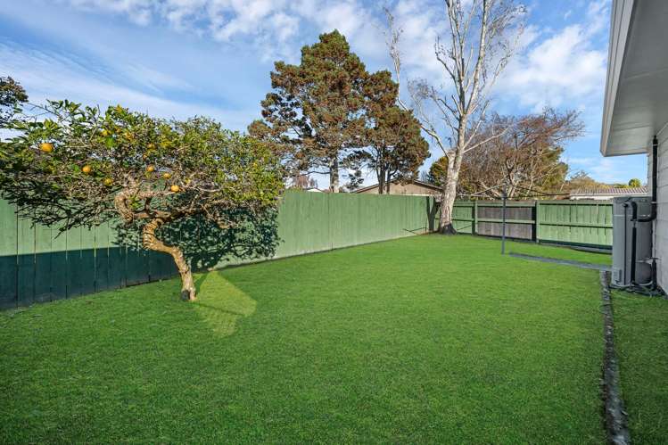 1/11 Sharivari Place Conifer Grove_27
