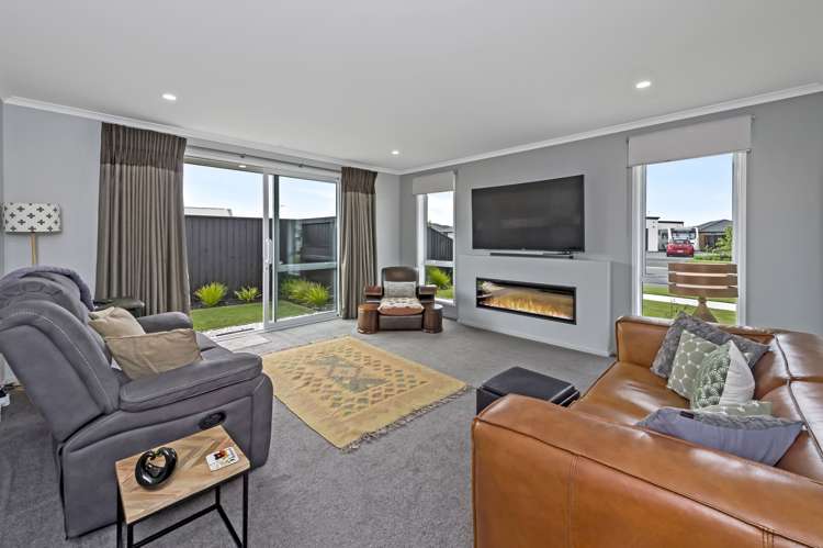 28 Whitehorn Drive Lincoln_12