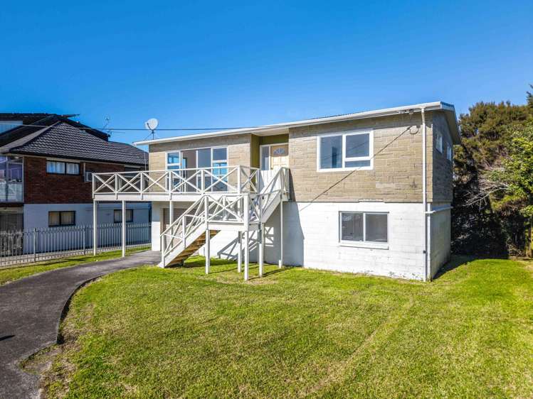 195 Vipond Road Stanmore Bay_15