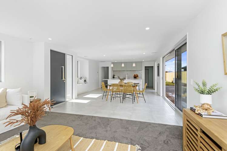 88 Northmoor Boulevard Rolleston_7