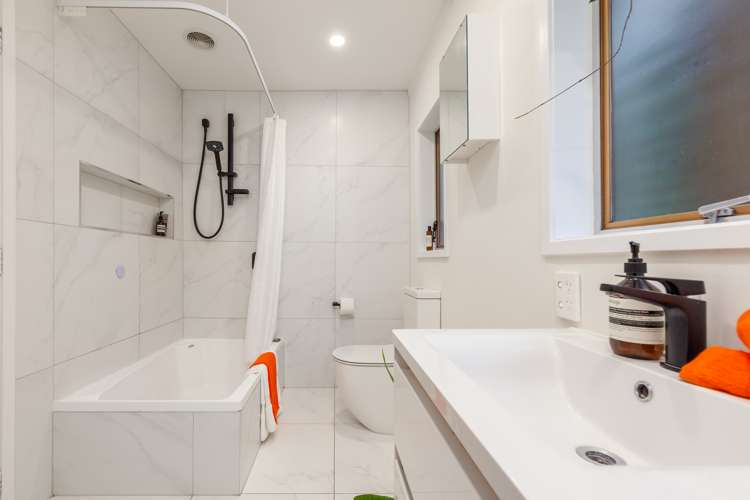 2/20 Blockhouse Bay Road Avondale_12