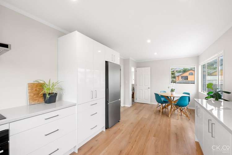 80 Redvers Drive Belmont_7