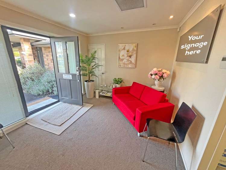 Shingleton Lane Flat Bush_2