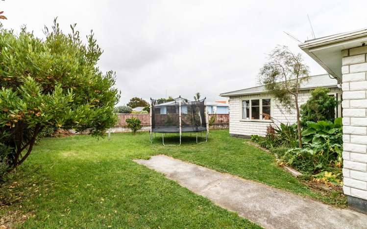 5 Eden Place Feilding_18