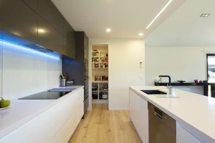 7 Longlands Street Dalefield/Wakatipu Basin_8