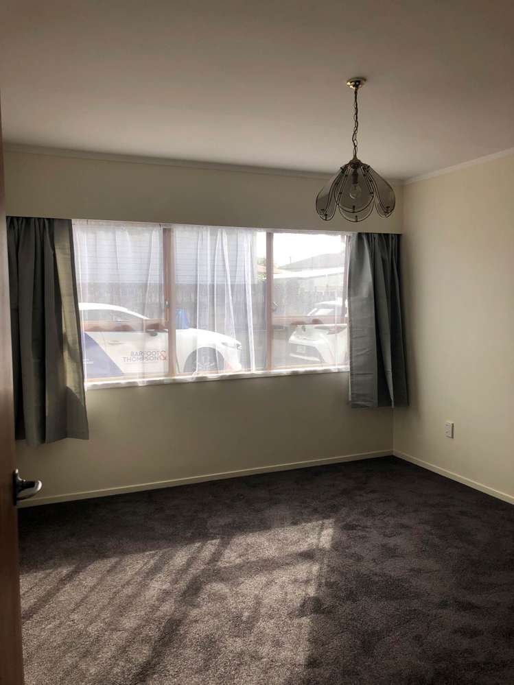 2/44 Morningside Drive Mount Albert_4